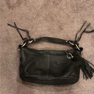 B Makowsky purse Black. 100% Leather.